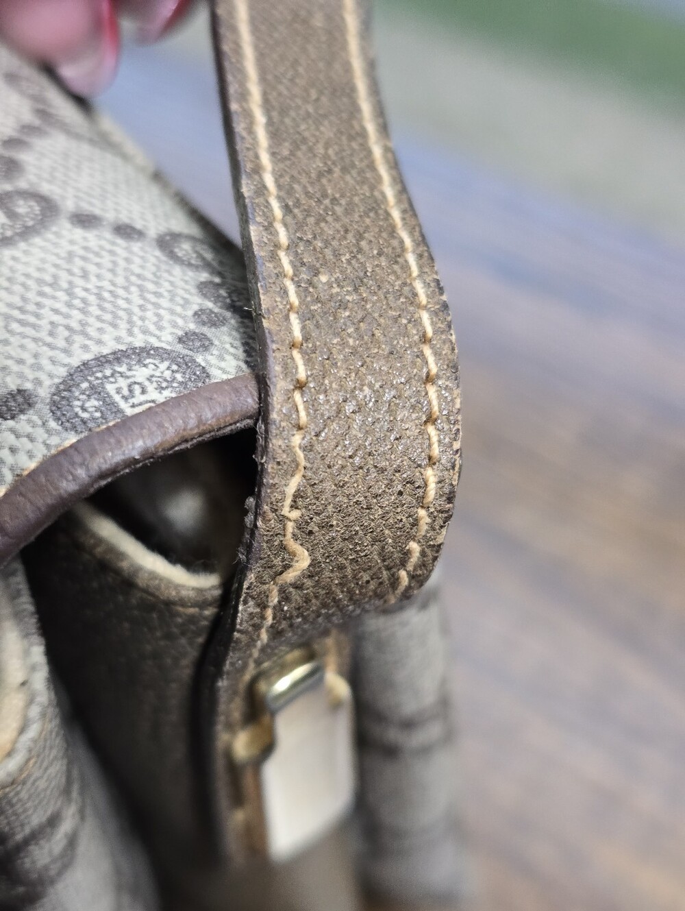 Vintage Gucci Plus GG Crossbody Flap Bag - Picture 13 of 16